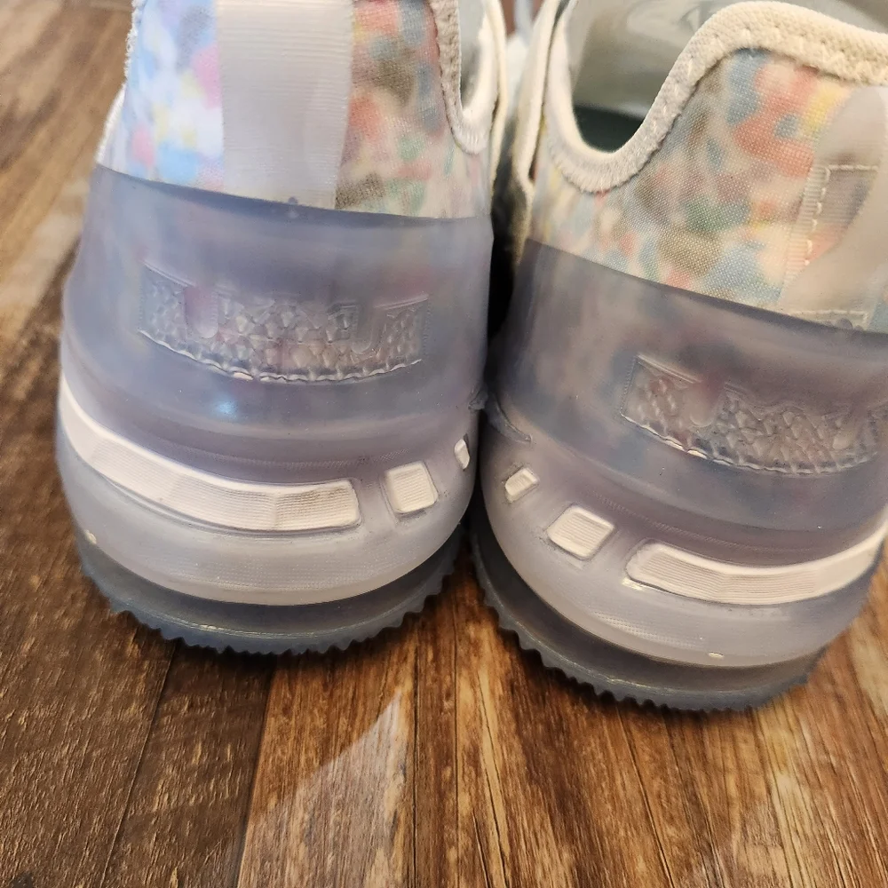 Nike great clean